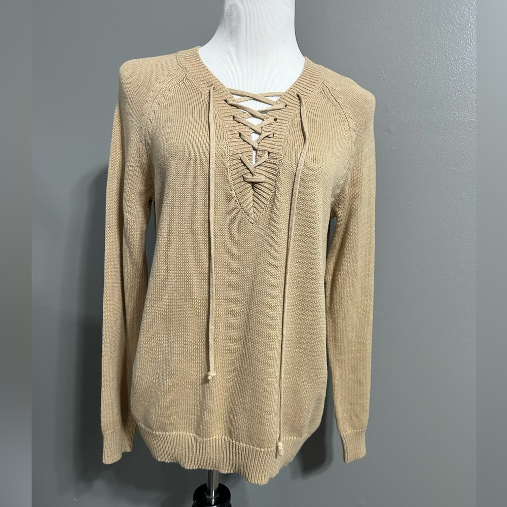 Forever, 21 tan cableknit lace up front‎ sweater, size small